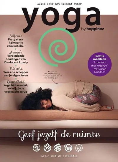 Cover van Yoga by Happinez